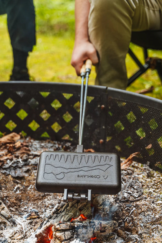 COGHLANS CAST IRON DOUBLE CAMP COOKER