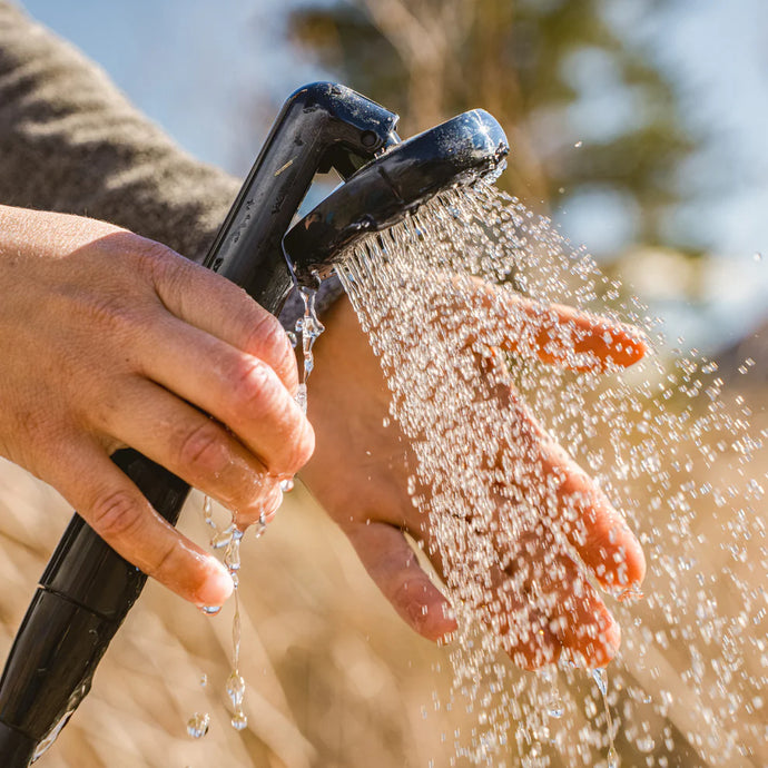 COGHLANS PORTABLE SHOWER